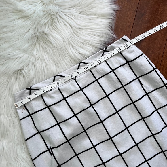Chadwicks of Boston Linen Blend White & Black Windowpane Pencil Skirt-12 Tall - Picture 5 of 10